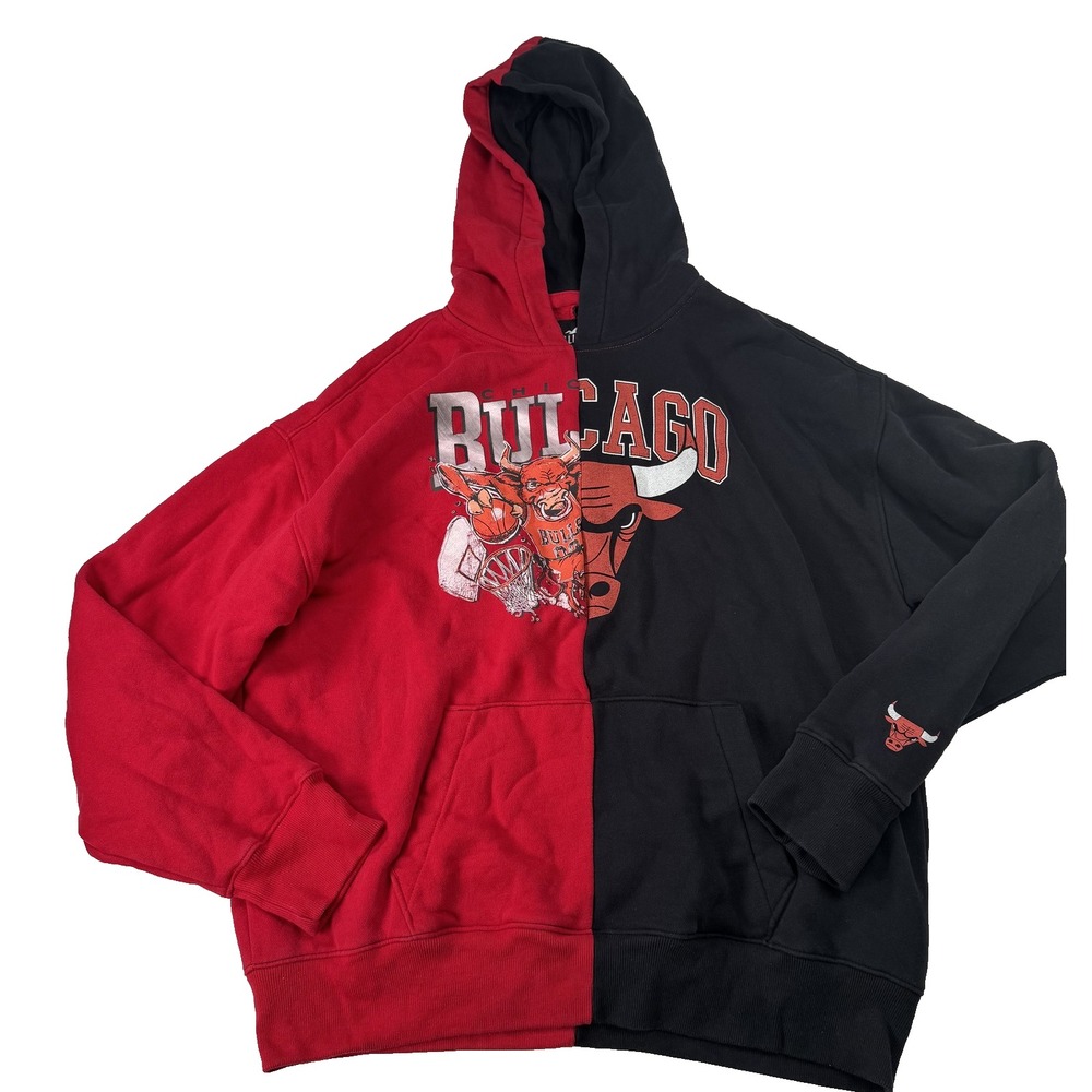 Chicago Bulls Hoodie Mens Large Red Black NBA Basketball Pullover Split Crewneck